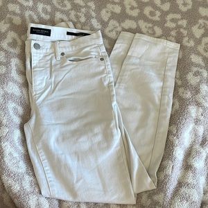 Skinny white jeans